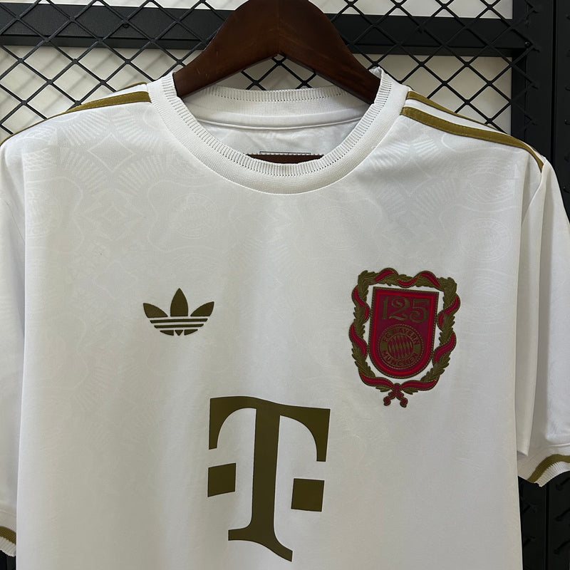 Camisa Bayern de Munique 2025/26 125 Anos Branca