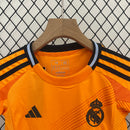 Conjunto Infantil Real Madrid Away 2024/25