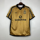 [NOVIDADE] Camisa Retrô Manchester United 2001/02 100th 2024/25