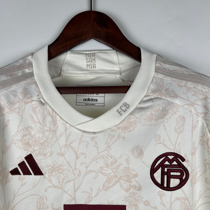 Camisa Bayern de Munique 2023/24 Third