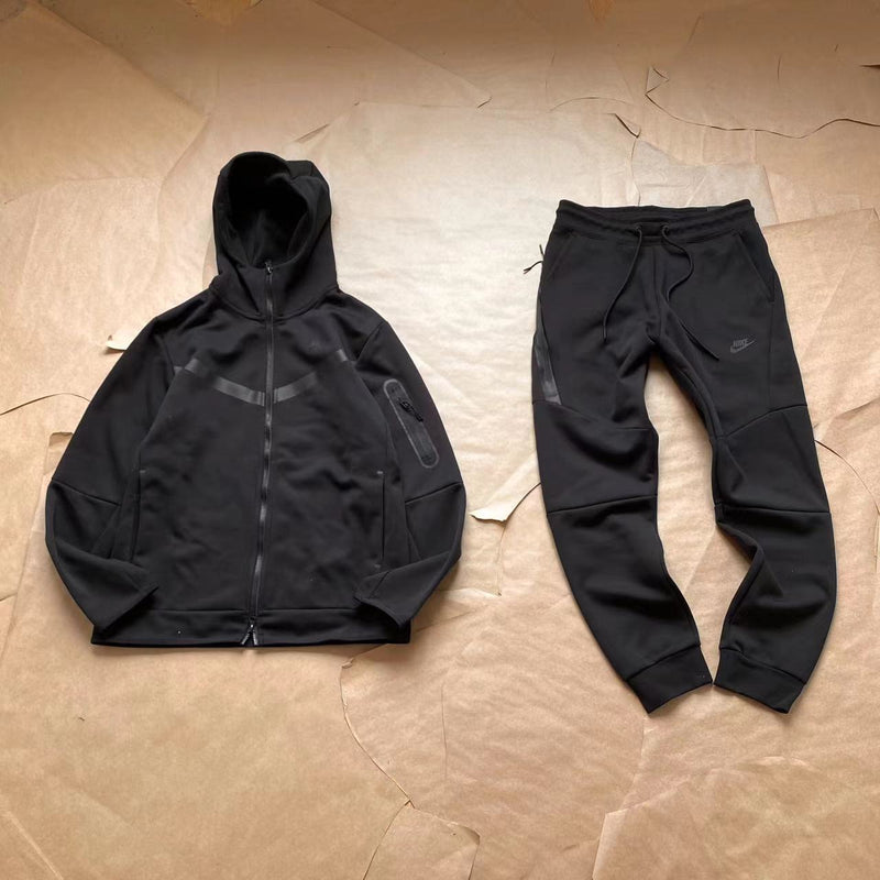 Conjunto Tech Fleece Nike - Preto