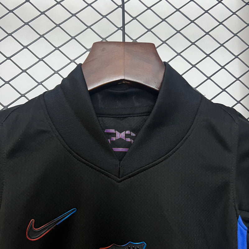 Conjunto Infantil Barcelona 2024/25 Away