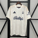 Camisa Nottingham Forest 2025/26 Away