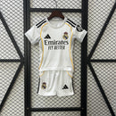 Conjunto Infantil Real Madrid Home 2025/26