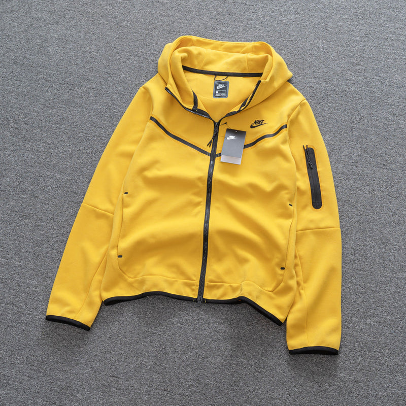 Conjunto Tech Fleece Nike - Amarelo