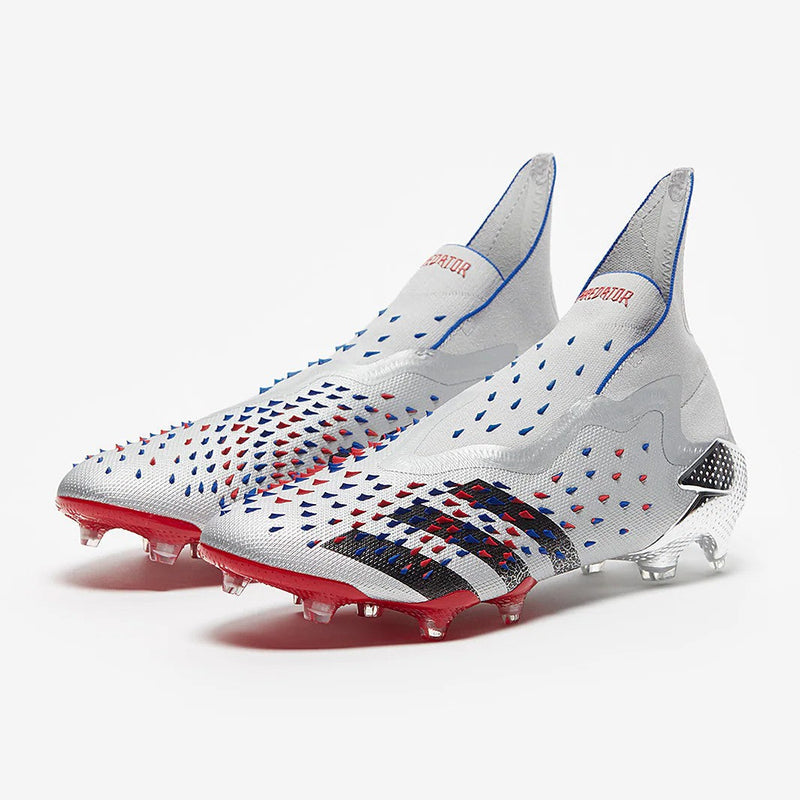 Chuteira Adidas Predator Freak + FG