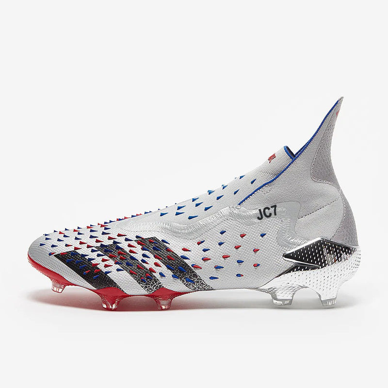 Chuteira Adidas Predator Freak + FG