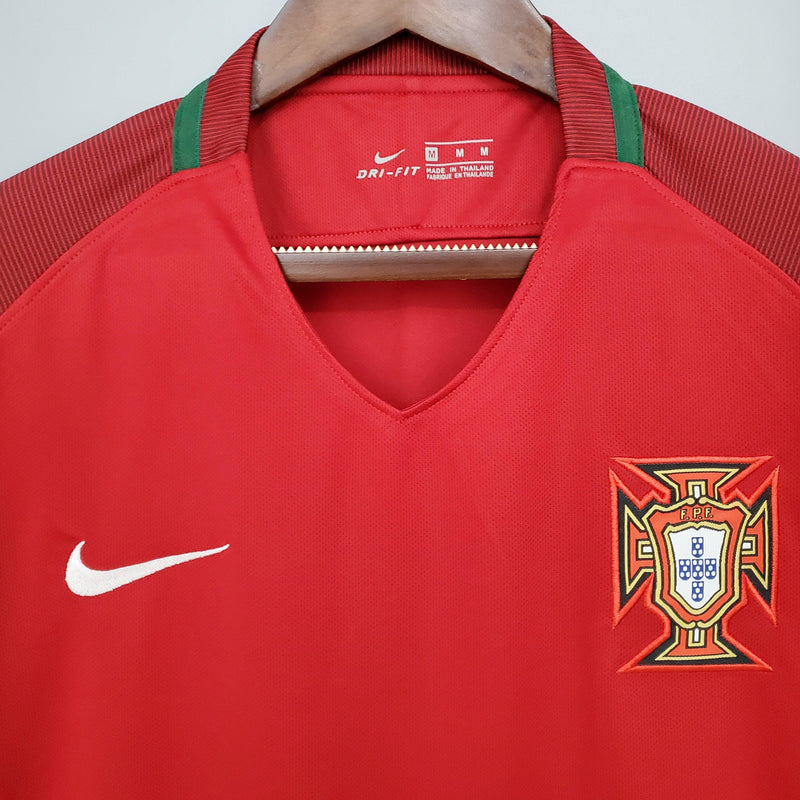 Camisa Retrô Seleção Portugal 2016/16 Home